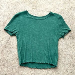 american eagle cropped shirt